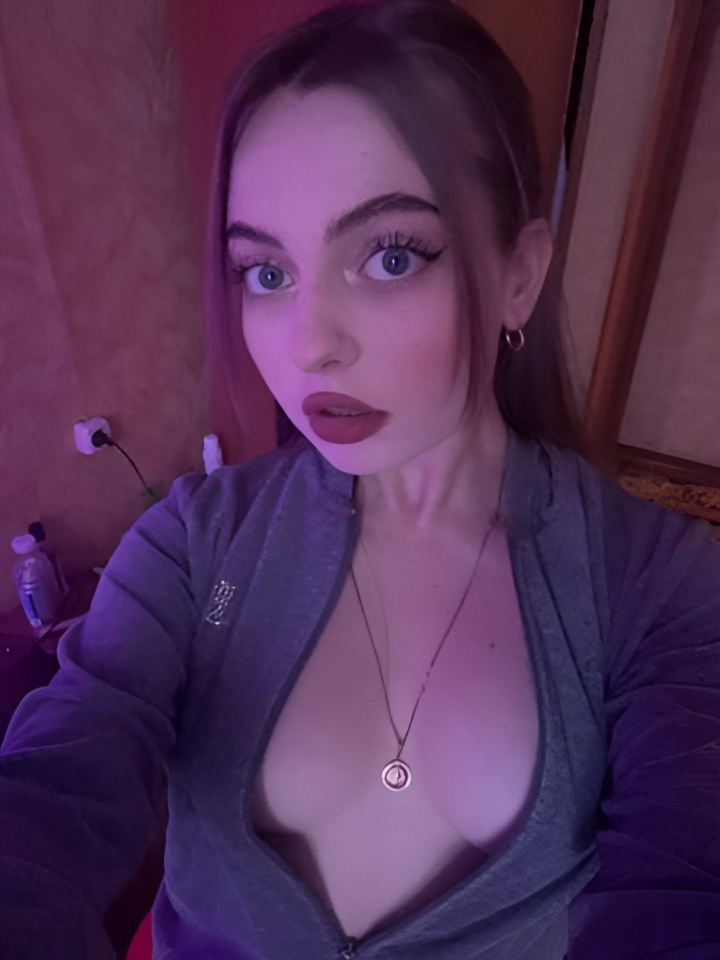 Индивидуалка Алена, доступна для личного знакомства от 1500 руб