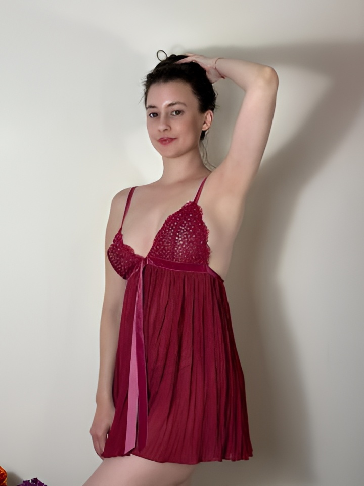 Индивидуалка Карина, доступна для личного знакомства от 2000 руб