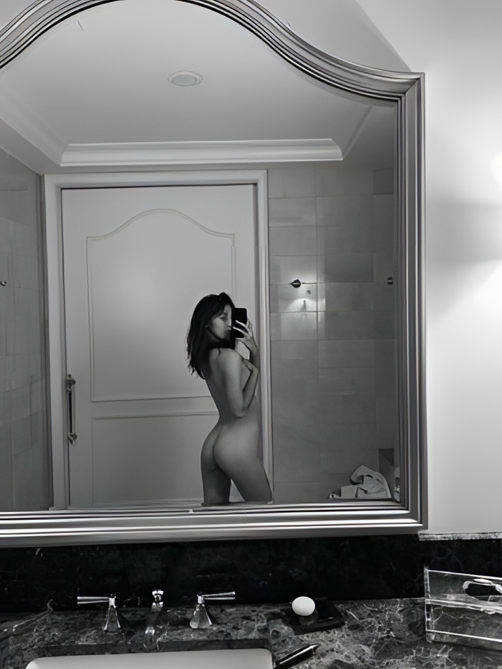 Индивидуалка Эльмира, доступна для личного знакомства от 10000 руб