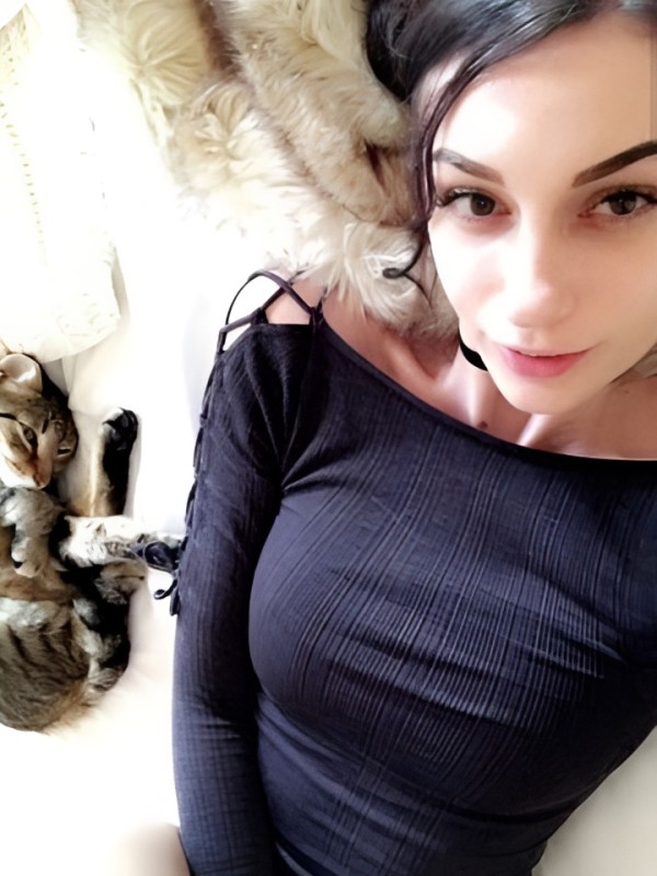 Света привлекательная девушка из Амурзет цена от 4000 руб