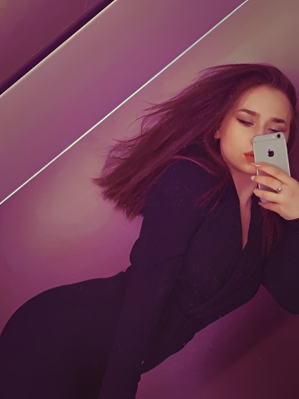 Яна привлекательная девушка из Амурзет цена от 1500 руб