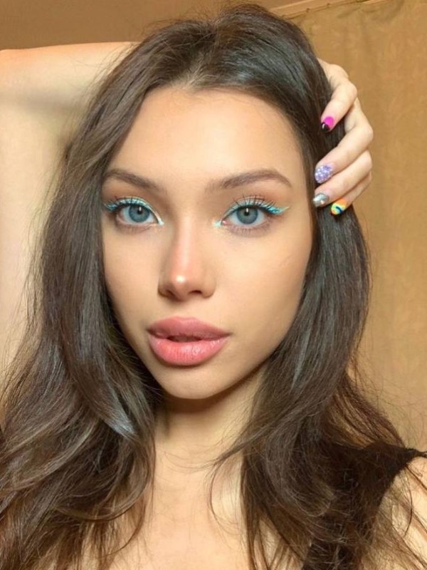 Ольга привлекательная девушка из Амурзет цена от 6000 руб